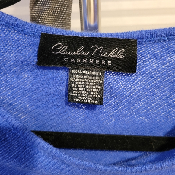 Blue 100% Cashmere Sweater - Picture 3 of 3